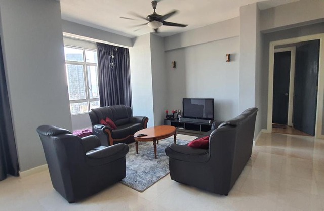 Homestay Jalan Tun Razak walking distance IJN, HKL, MRT Station, KPJ, PERKESO, Bernama, Tabung Darah, Istana Budaya