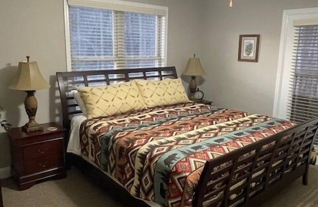 Honey Bear Riverside Retreat in Downtown Helen Ga., Honey Bear Riverside Hideout