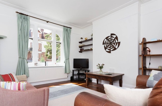 Honeybourne Home, by Veeve