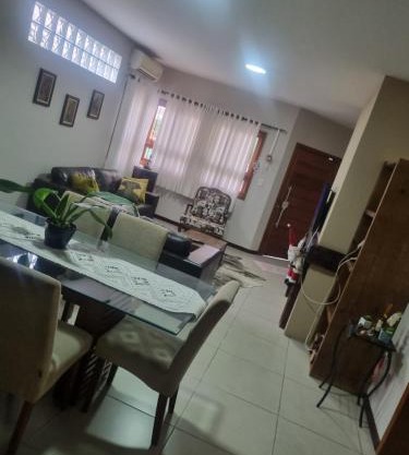 Hospedagem Sil e Jean quarto família, cozinha compartilhada com outros hóspedes