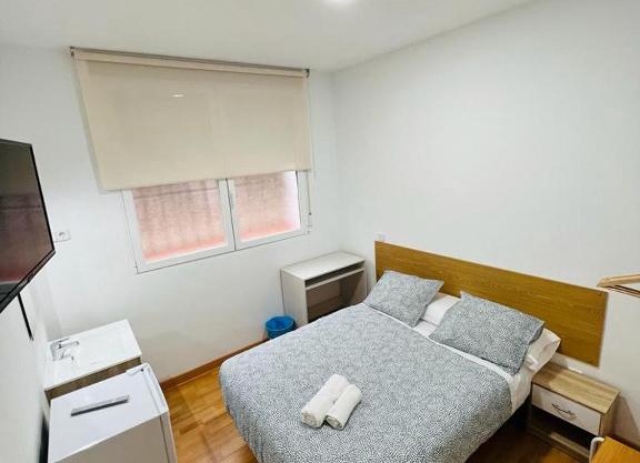 HOSPEDAJE COLONIA VALLECAS