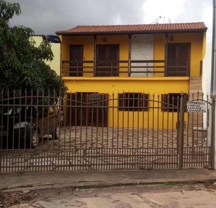 Hospedaria Raízes de Afrodite