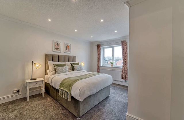 Host & Stay | Coney Green
