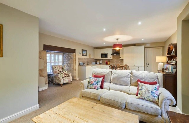 Host & Stay | The Byre