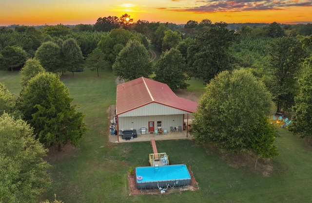 Host Your Event - 20 Acres - Hot Tub - ATV Trails