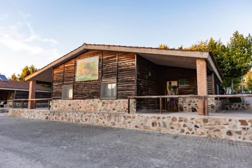Hostal - Bungalows Camping Cáceres