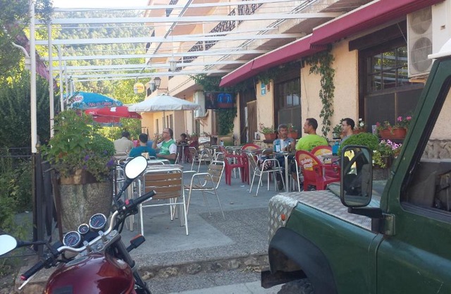 Hostal Restaurante Los Bronces