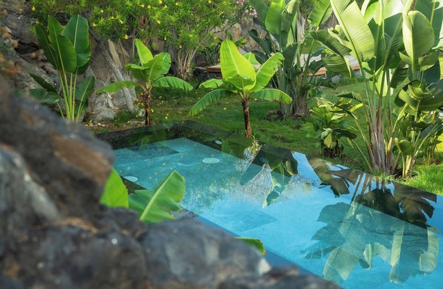 Hot pool, sea, wifi pro, gas barbecue, garden, 06