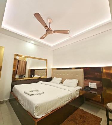 Hotel Apple Villa - New Delhi