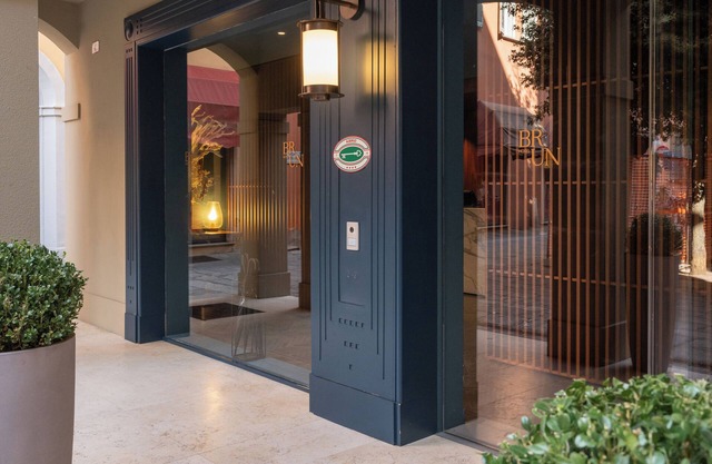 Hotel Brun