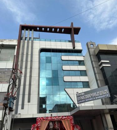 Hotel Cosmopolitan Rooms & Banquet