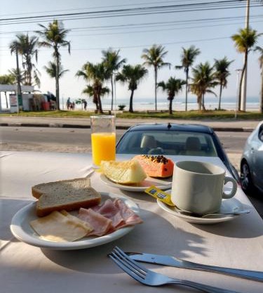 HOTEL ENSEADA BEIRA MAR