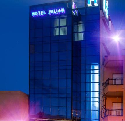 Hotel Julián