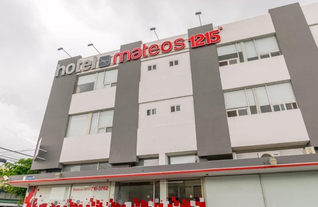 Hotel Mateos 1215