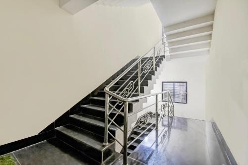 Hotel O KK A1 Guest House