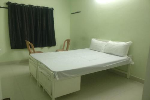 Hotel O REDDY'S GRAND LUXURY ROOMS