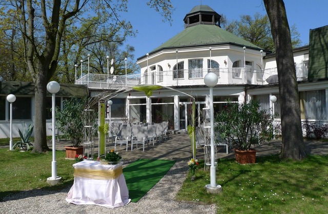 Hotel Ostrov