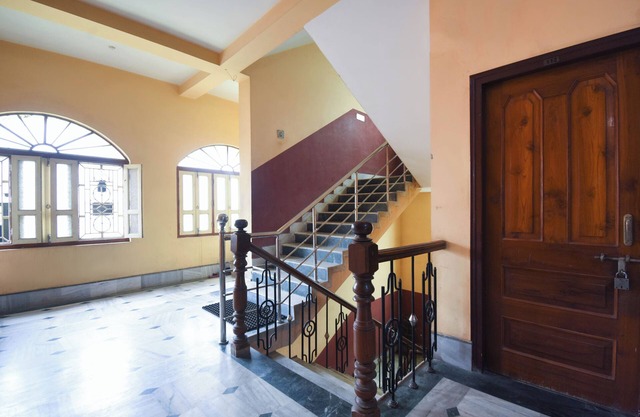 Hotel Rajmahal