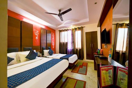 Hotel Re Pose Villa Walking Distance From New Delhi Railway Station and R K Ashram Metro Station