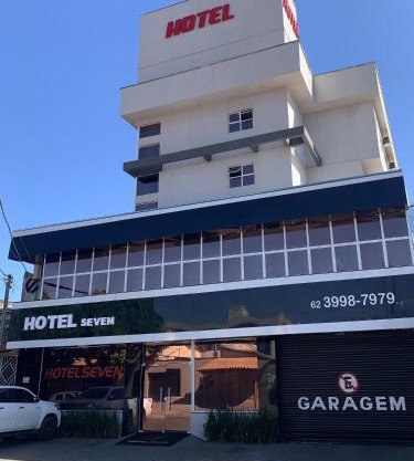 Hotel Seven