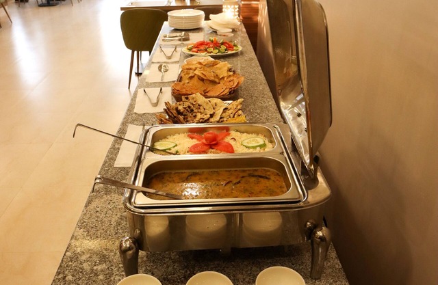 Hotel Sharda Residency