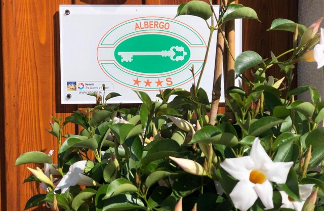 Hotel Vecchia Stazione Mountain Elegance