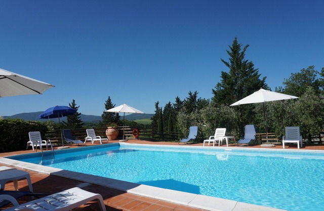 House with Wifi and swimming pool