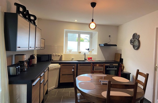 House 500 m from the beach in Aure sur mer
