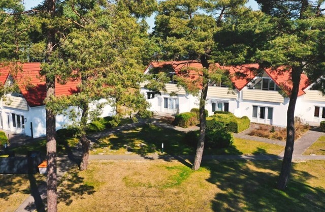 “House behind the dunes”