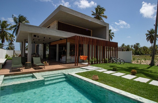 House in a seaside condominium for 12 people