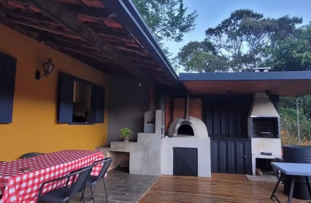 House in Ibitipoca with barbecue