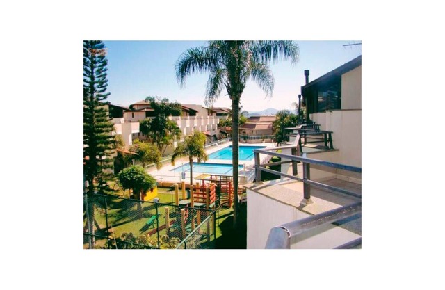 House in Condominium in front of Florianópolis beach