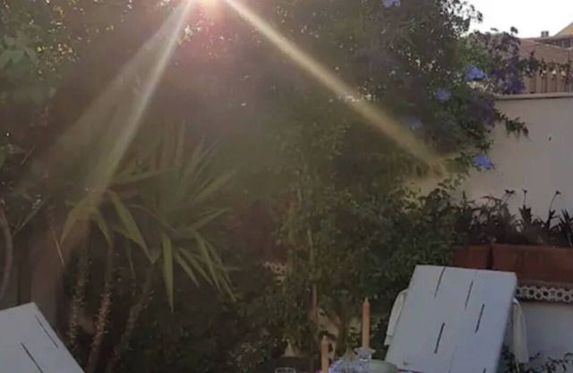 House in Granada with beautiful garden