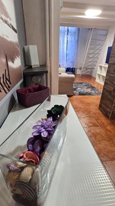 HOUSE IN THE CENTER OF MILAN