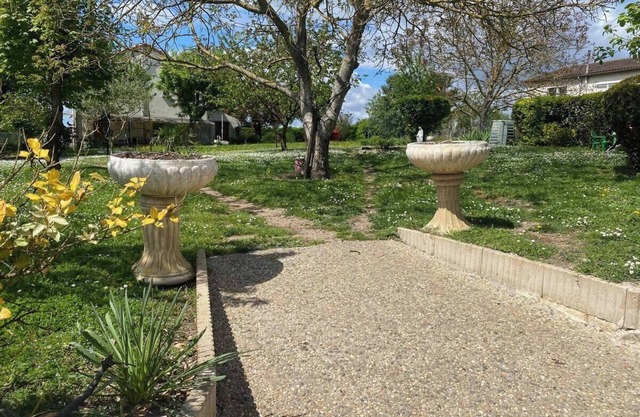 House in the heart of the Angoumois region, 5 minutes from Angoulême center