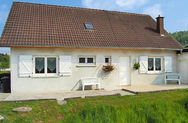 House in Vosges near Lichtenberg Castle