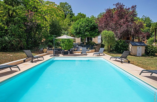 HOUSE - POOL - QUIET