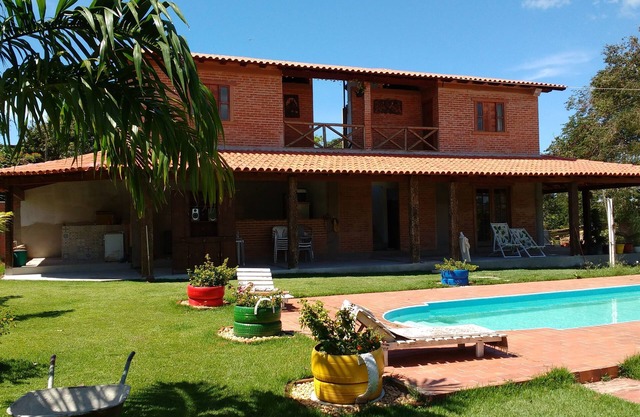 House/Suites/Chácara Meaípe with pool