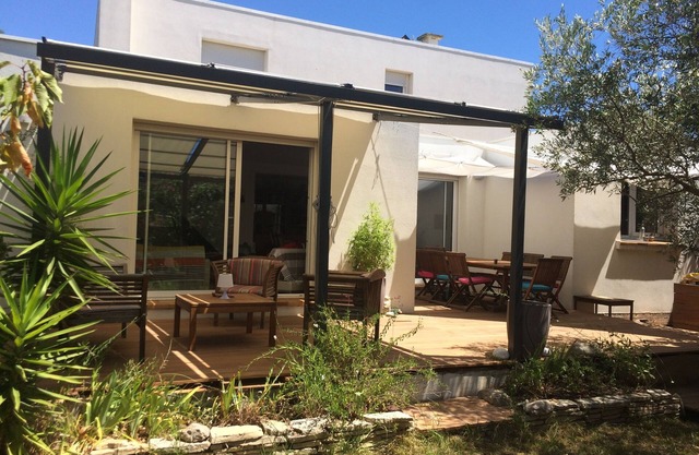 house/villa - CARNON