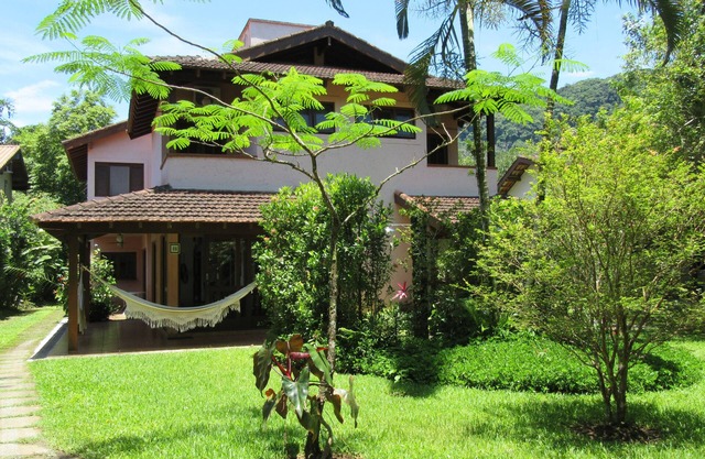 House with 3 suites in condominium in Barra do Sahy - 3 suites