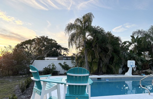 House with pool and a dock. Perfect for fishing and boating. Close to the beach.