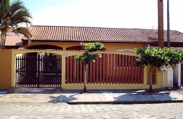 House with pool near the beach - 1 suite
