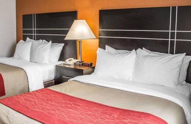 Howard Johnson by Wyndham Columbus State Fairgrounds I-71