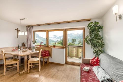 Huberhof App Golden Delicious