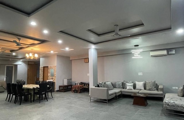 Huge hall for gatherings/parties/get togethers