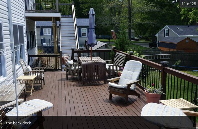 HUGE HOUSE, POOL, BEACH, SLEEPS 10+!