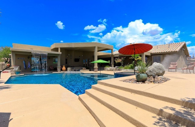 Huge Resort Style Home in Lake Havasu