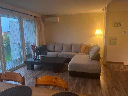 Hus med nydelig beliggenhet med egen inngang