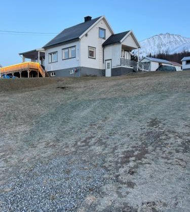 Huset i Oksfjordhamn