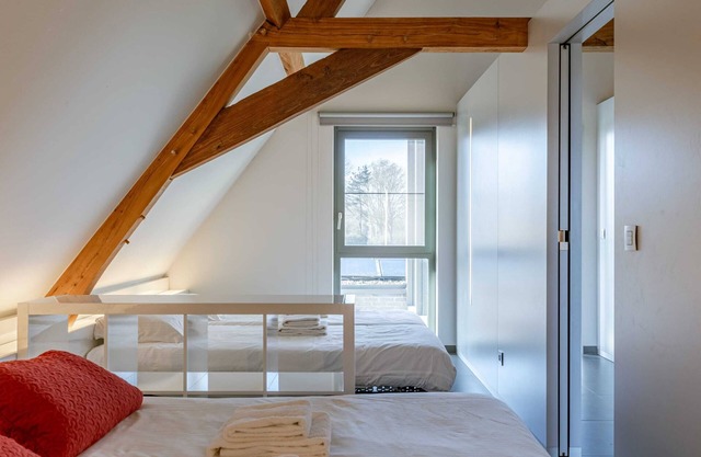 Huswell - Spacious holiday home for 12 persons